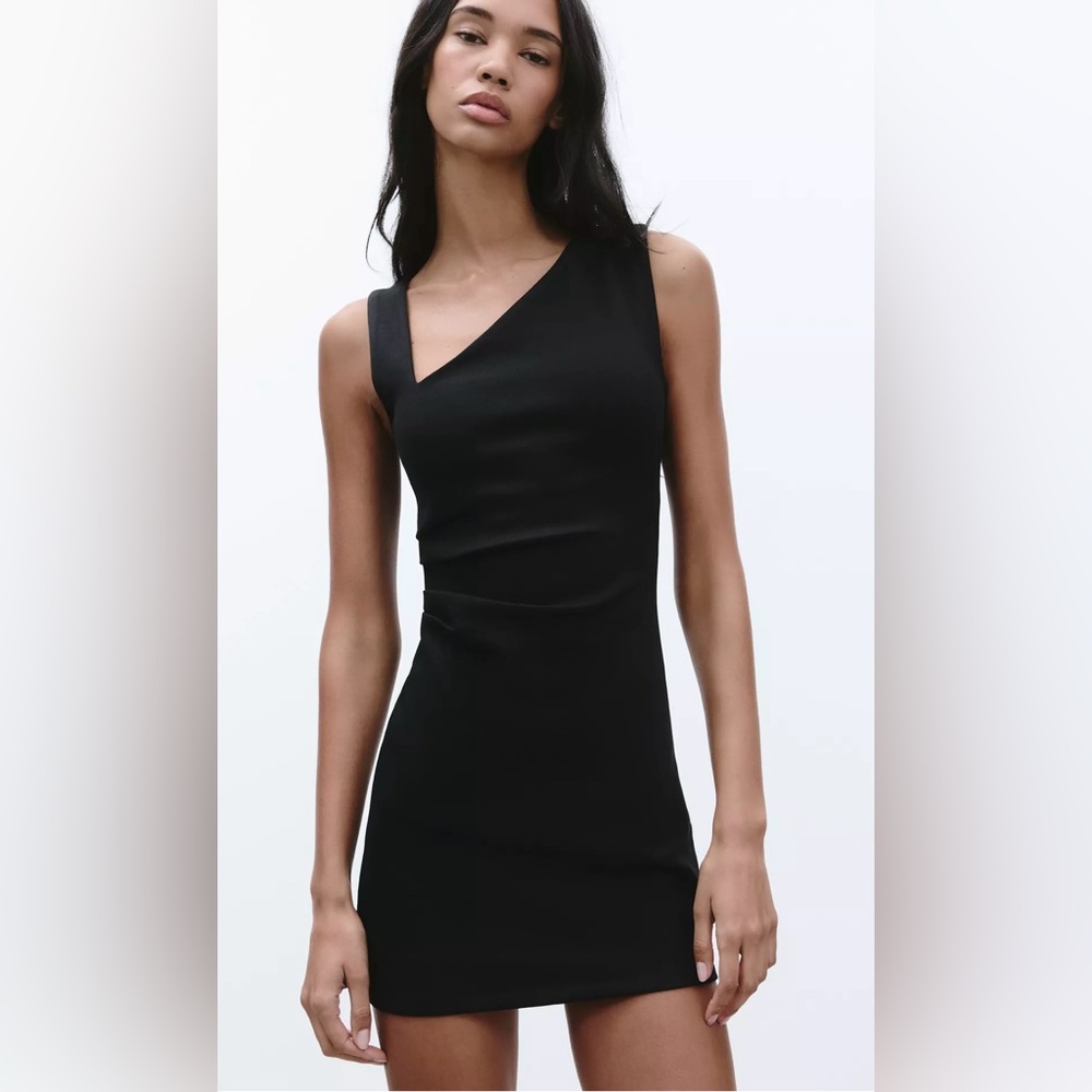 Zara Women’s Short Dress With Ruching Black Size S